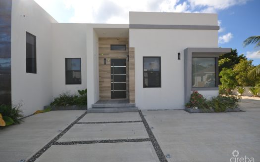BLOOMBURY VILLAS BRAND NEW!