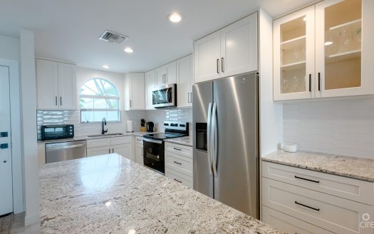 WINDSOR VILLAGE 2 BED TOWNHOUSE