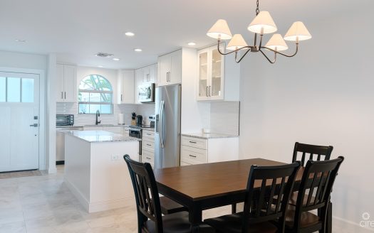 WINDSOR VILLAGE 2 BED TOWNHOUSE