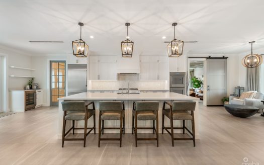 COCONUT COVE, THE SHORES FAMILY HOME