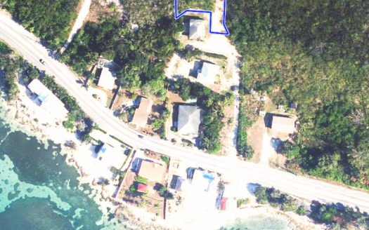 RESIDENTIAL LAND LOT, STEPS FROM THE SEA