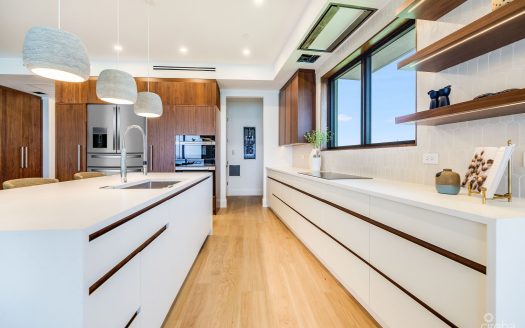 THE SANDS #2 | BOUTIQUE BEACHFRONT LIVING ON BOGGY SANDS ROAD
