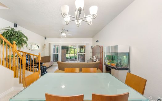 SPACIOUS 3 BED + DEN TOWNHOME AT L’AMBIENCE