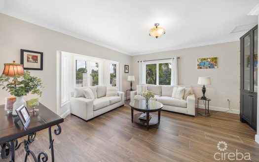 GOVERNORS HARBOUR ESTATE HOME