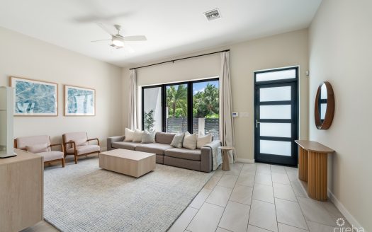 VELA 112, 4-BED SOUTH SOUND TOWNHOME