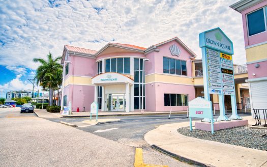 CROWN SQUARE | 16 UNIT COMMERCIAL INVESTMENT OPPORTUNITY CROWN SQUARE | 16 UNIT COMMERCIAL INVESTMENT OPPORTUNITY