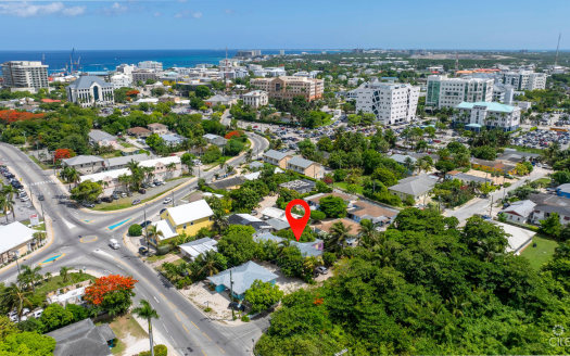 FOUR-PLEX / NEIGHBOURHOOD COMMERCIAL ZONING LAND