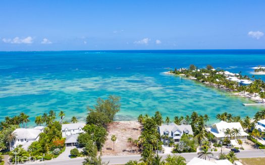 WATER CAY ROAD 0.54 ACRES, OCEANFRONT LAND