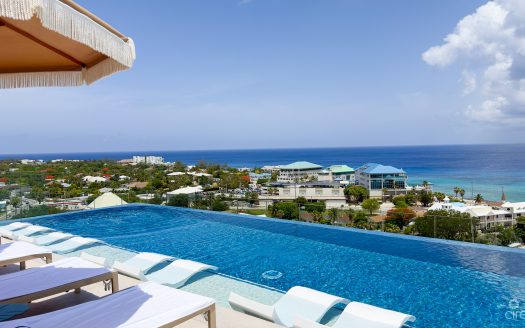 ONE GT – FURNISHED 2 BED WITH DEN