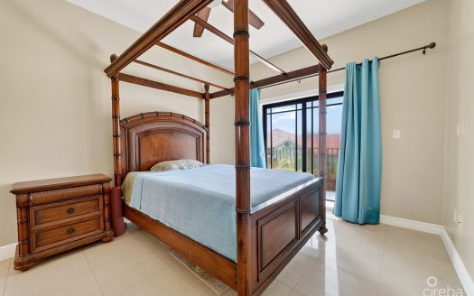 LANTERN POINT 3 BEDROOM CONDO W/ROOFTOP TERRACE