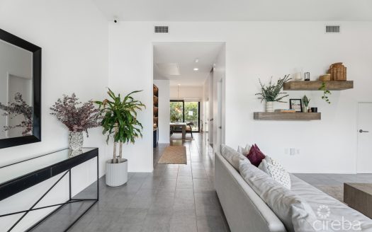 VELA 32, SOUTH SOUND TOWNHOME