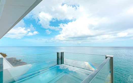 FIN 11 – OCEANFRONT CONDO