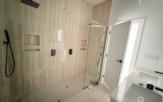 THREE BEDROOM, 3.5 BATHROOM RESIDENCE – DEVELOPER UNIT – THE MEADOWS AT BATABANO