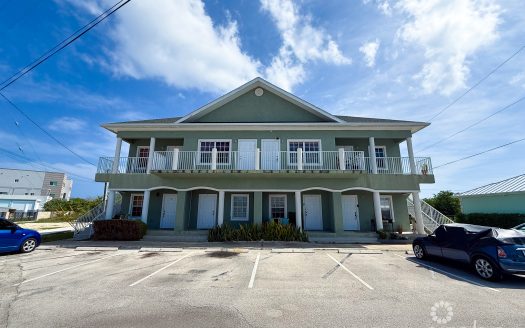 MIZPAH 2 BED, 2.5 BATH TOWNHOUSE, WEST BAY