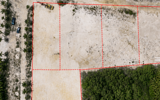 0.57 ACRE DEVELOPMENT LOT – SEAVIEW ROAD 0.57 ACRE DEVELOPMENT LOT – SEAVIEW ROAD