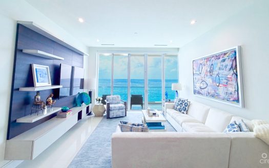 FIN 11 – OCEANFRONT CONDO