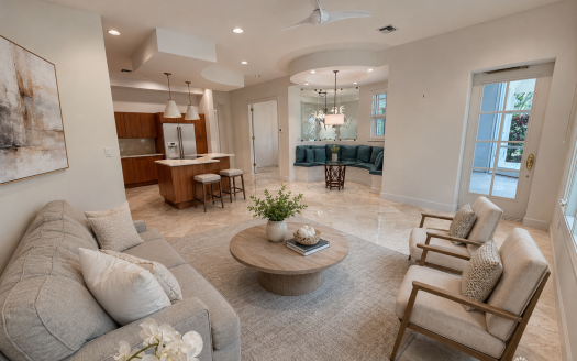 RARE KING’S COURT VILLA IN BRITANNIA | SEVEN MILE BEACH CORRIDOR