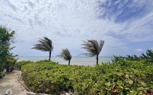 LARGE BEACHFRONT LOT – RUM POINT DRIVE – PERFECT ESTATE PARCEL