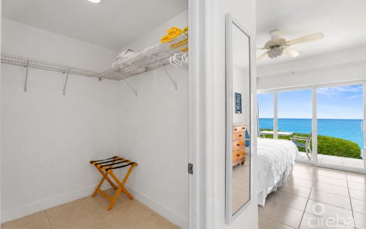 CASTAWAY COVES GROUND FLOOR 2 BED BEACHFRONT RETREAT