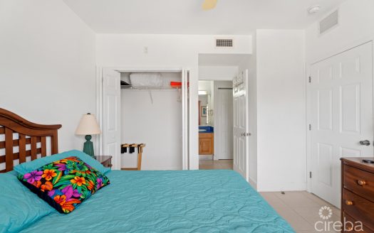 CASTAWAY COVES GROUND FLOOR 2 BED BEACHFRONT RETREAT