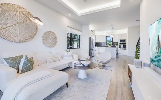PARAISO # 8 PHASE 2 (PRIVATE POOL & DOCK SPACE FOR EACH UNIT)