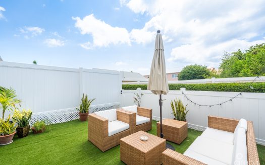 THE MANTRAS #18 | END UNIT IN SOUTH SOUND GATED DEVELOPMENT