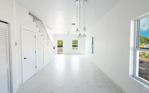 BRAND NEW SERENITY RETREAT 2 BEDROOM TOWNHOUSE