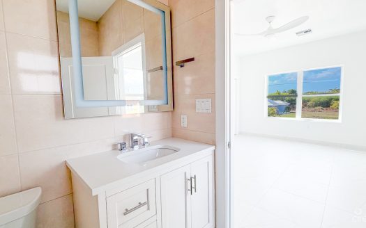 BRAND NEW SERENITY RETREAT 2 BEDROOM TOWNHOUSE