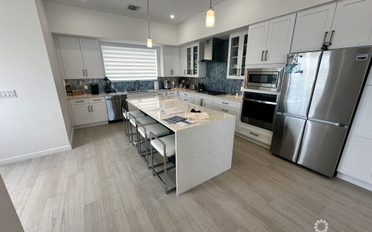 SEAHAVEN OCEANFRONT 3 BED