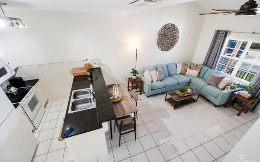 CHARMING & CENTRALLY LOCATED SOUTH COVE IN SOUTH SOUND