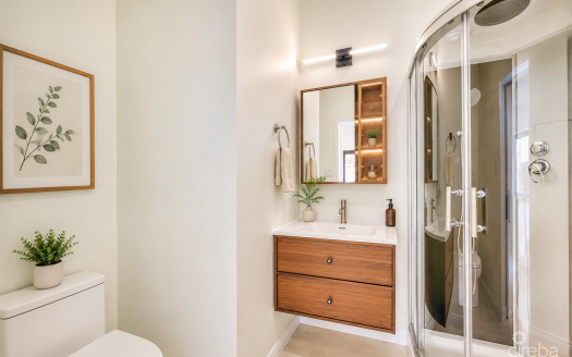 GREENWOOD SIX #1 | BRAND NEW CENTRAL GT CONDO GREENWOOD SIX #1 | BRAND NEW CENTRAL GT CONDO