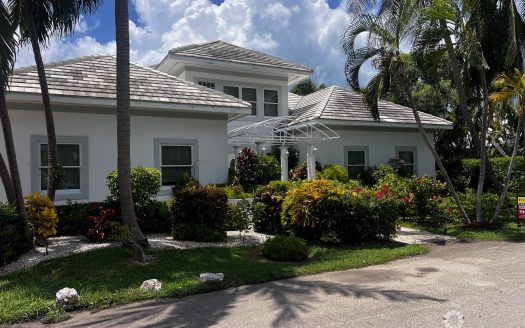 CANAL POINT – CANAL FRONT RESIDENCE CANAL POINT – CANAL FRONT RESIDENCE