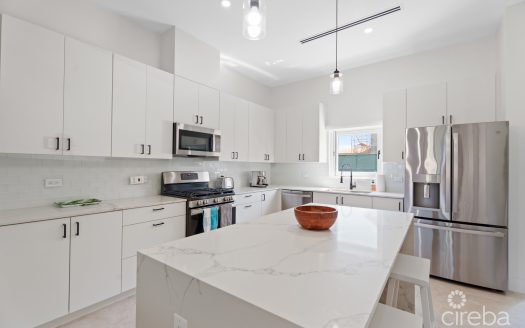 3 BEDROOMS + ROOF TERRACE AT THE MEADOWS AT BATABANO – RESIDENCE 504 3 BEDROOMS + ROOF TERRACE AT THE MEADOWS AT BATABANO – RESIDENCE 504