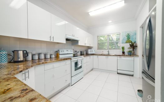 GRAND PALMS | GROUND FLOOR 2-BED IN SOUTH SOUND