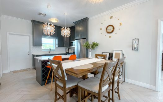 LOWER VALLEY 3 BED, 2 BATH FAMILY HOME