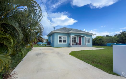 LOWER VALLEY 3 BED, 2 BATH FAMILY HOME LOWER VALLEY 3 BED, 2 BATH FAMILY HOME