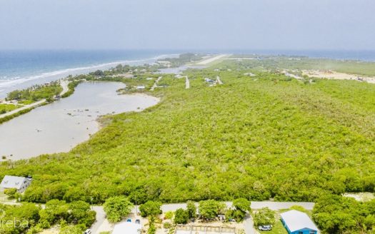 ALEXANDER GROVE SUBDIVISION – CAYMAN BRAC – POND LOT 3