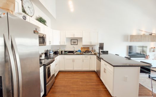 EMERALD ISLE 2 BEDROOM TOWNHOUSE