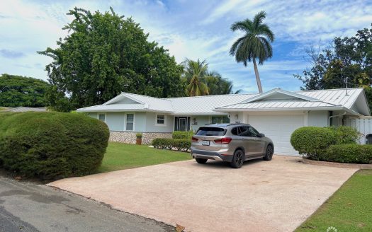 RARE DOUBLE-LOT OASIS BUNGALOW WITH POOL IN SNUG HARBOUR RARE DOUBLE-LOT OASIS BUNGALOW WITH POOL IN SNUG HARBOUR