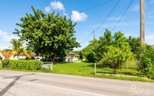 PRIME WEST BAY DEVELOPMENT OPPORTUNITY | 0.84 ACRES
