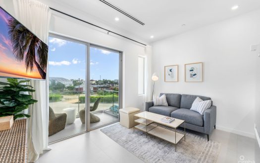 HARBOUR WALK RESIDENCES 117 | TURNKEY BOUTIQUE 1-BED