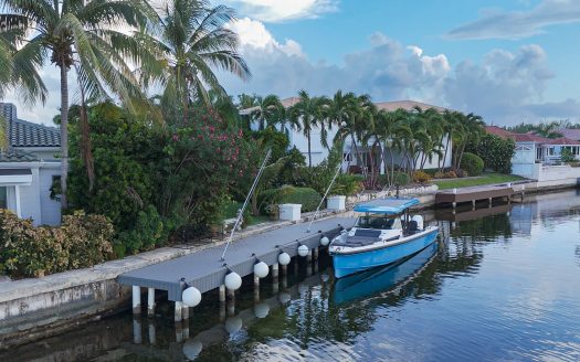 GOVERNORS HARBOUR OCEANFRONT HOME
