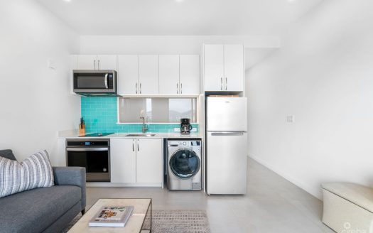 HARBOUR WALK RESIDENCES 117 | TURNKEY BOUTIQUE 1-BED