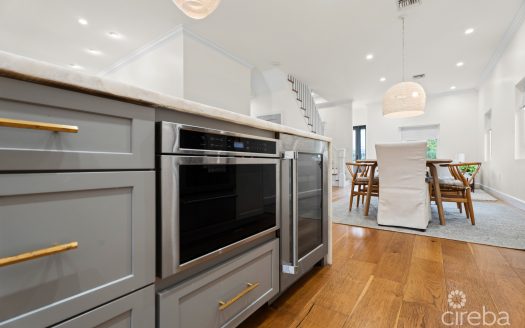 THE CHYMES 7, SOUTH SOUND HOME