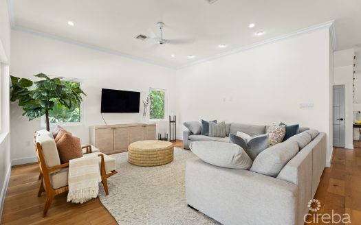 THE CHYMES 7, SOUTH SOUND HOME