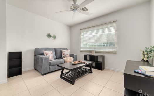 LAKESIDE 1 BED / 1 BATH NEAR CAMANA BAY LAKESIDE 1 BED / 1 BATH NEAR CAMANA BAY