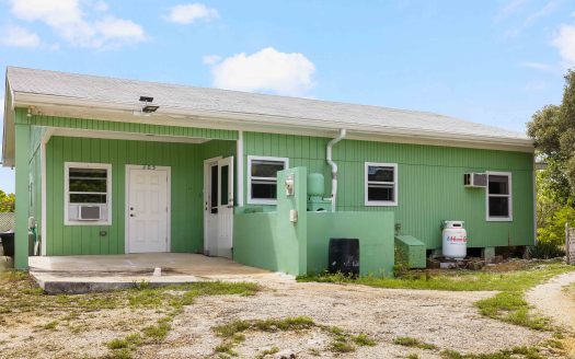EAST END STAND ALONE HOME JOHN MCLEAN DR