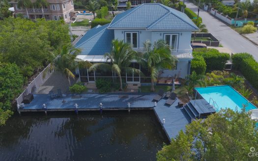 SUN ROSE CANAL FRONT HOME – NORTH SOUND ESTATES SUN ROSE CANAL FRONT HOME – NORTH SOUND ESTATES