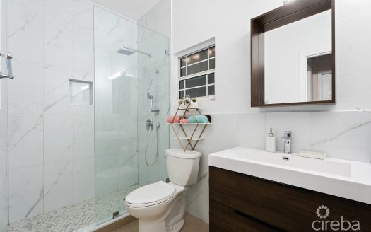 PINEAPPLE WAY 19A, BODDEN TOWN HOME