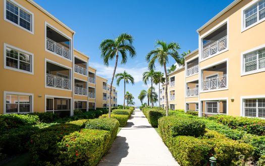 REGAL BEACH CLUB #124
